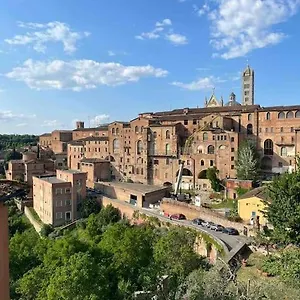 A Due Passi Dal Duomo Apartamento Siena